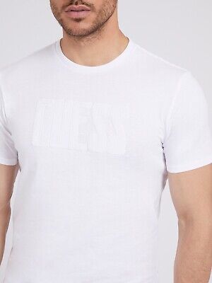 GUESS MEN SHORT SLEEVE BASIC VELVET APPLIQUE LOGO TEE | WHITE