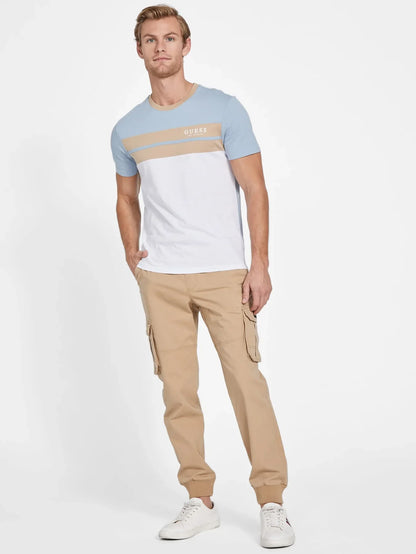 GUESS THOM COLOR-BLOCK LOGO SLIM FIT T-SHIRT | LIGHT BLUE