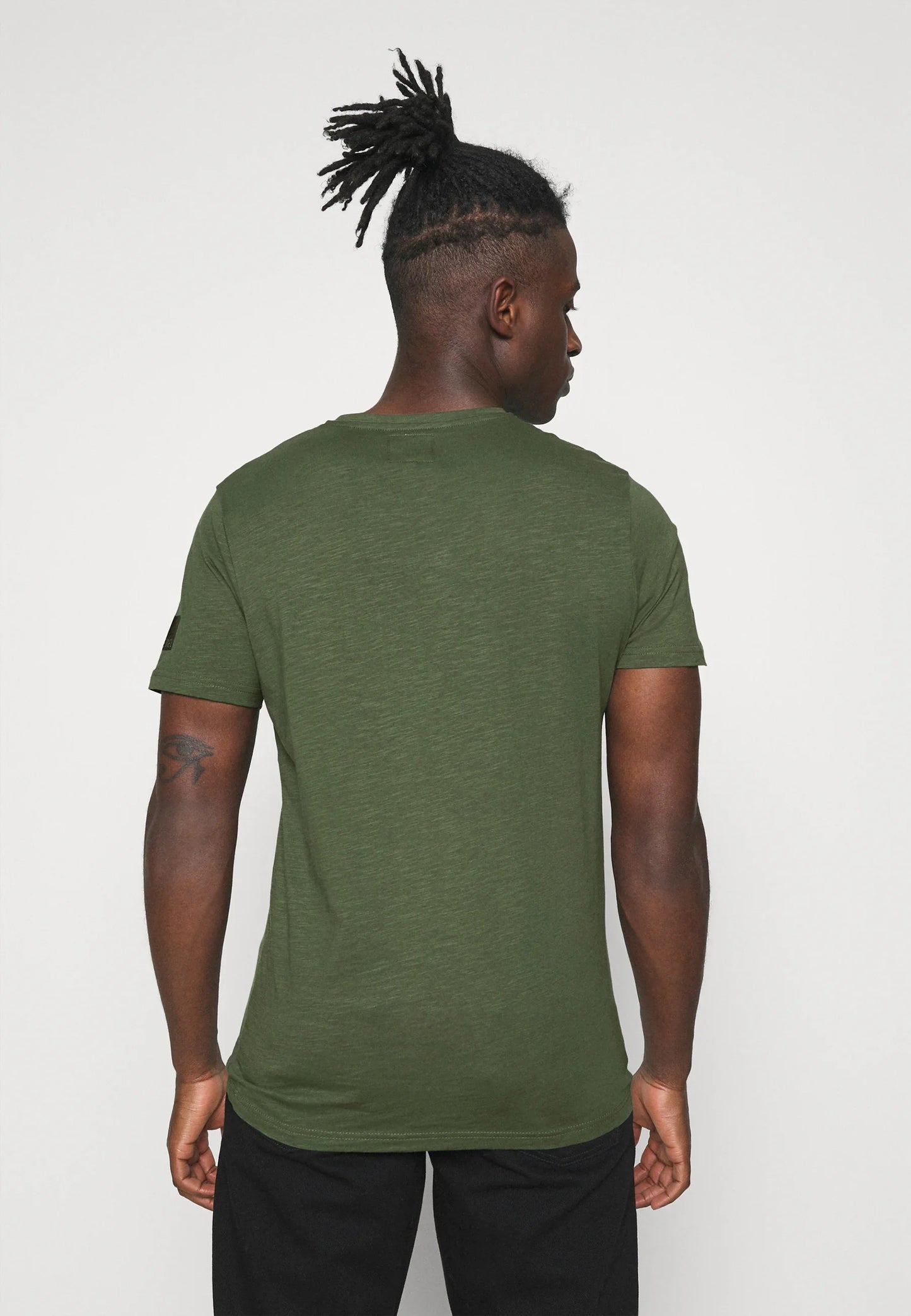 REBEL BASIC CREW NECK T SHIRT | THYME