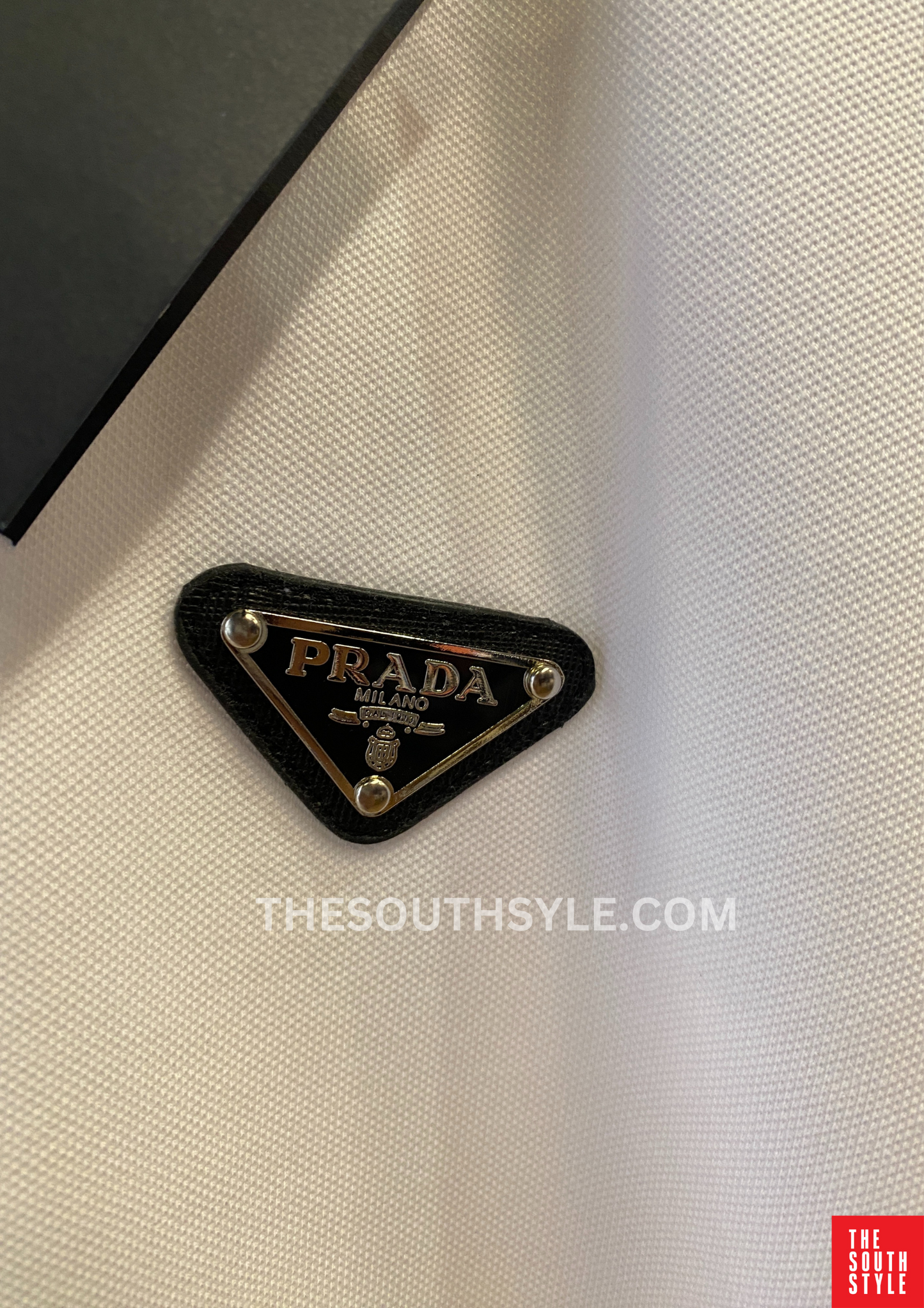 PRADA PIQUE MEN'S PLAIN TRIANGLE LOGO POLO | WHITE