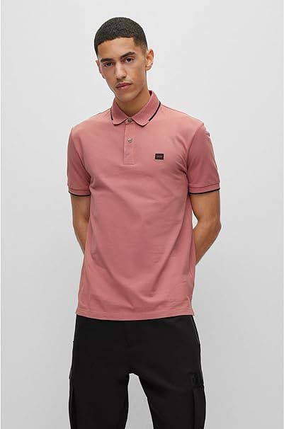 HUGO MENS DERESINO232 COTTON-PIQUE SLIM-FIT POLO SHIRT WITH RED LOGO LABEL | CARROT RED