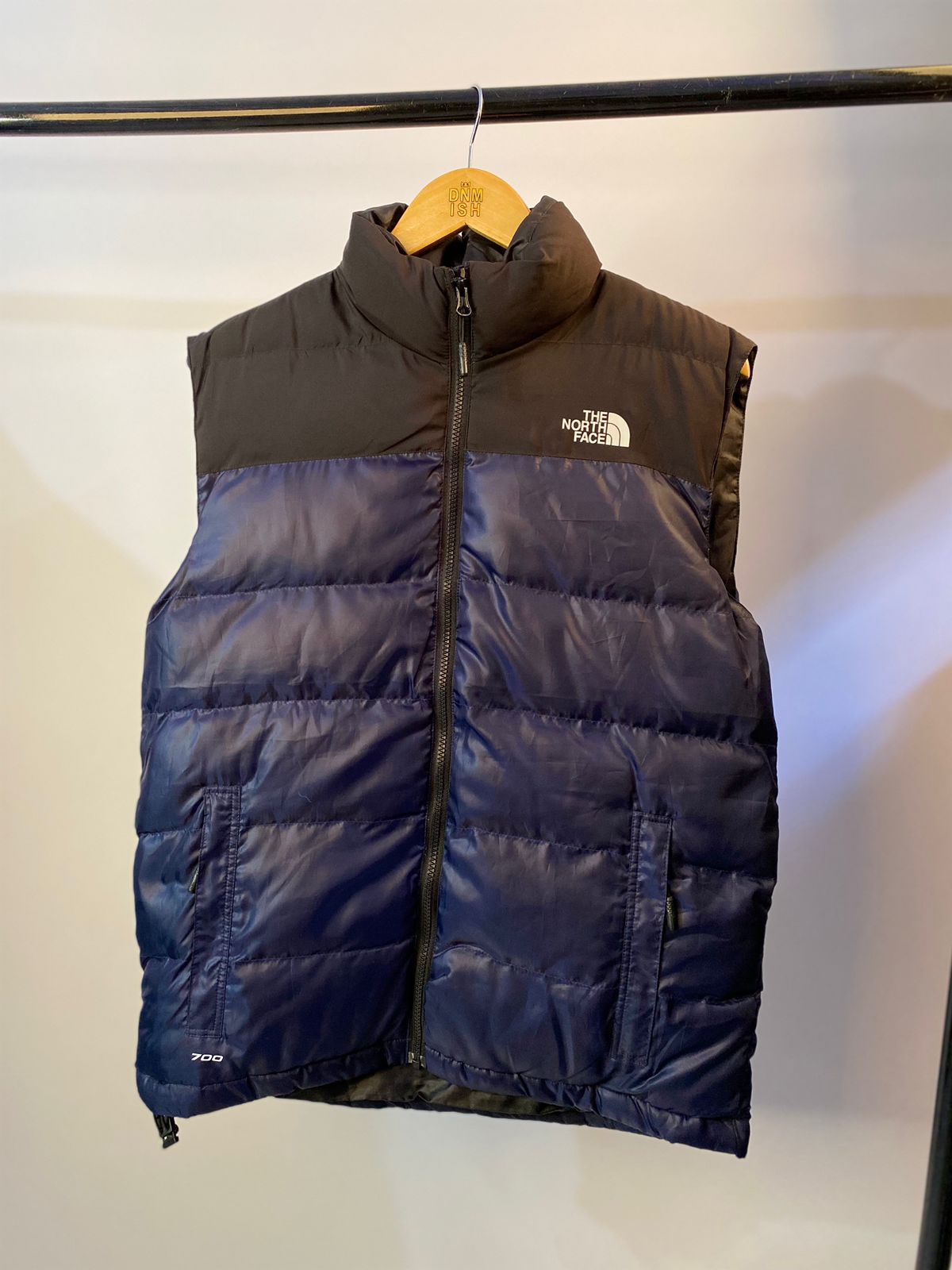 TNF-SLEEVELESS-NUPTSE PUFFER JACKET | BLACK / NAVY