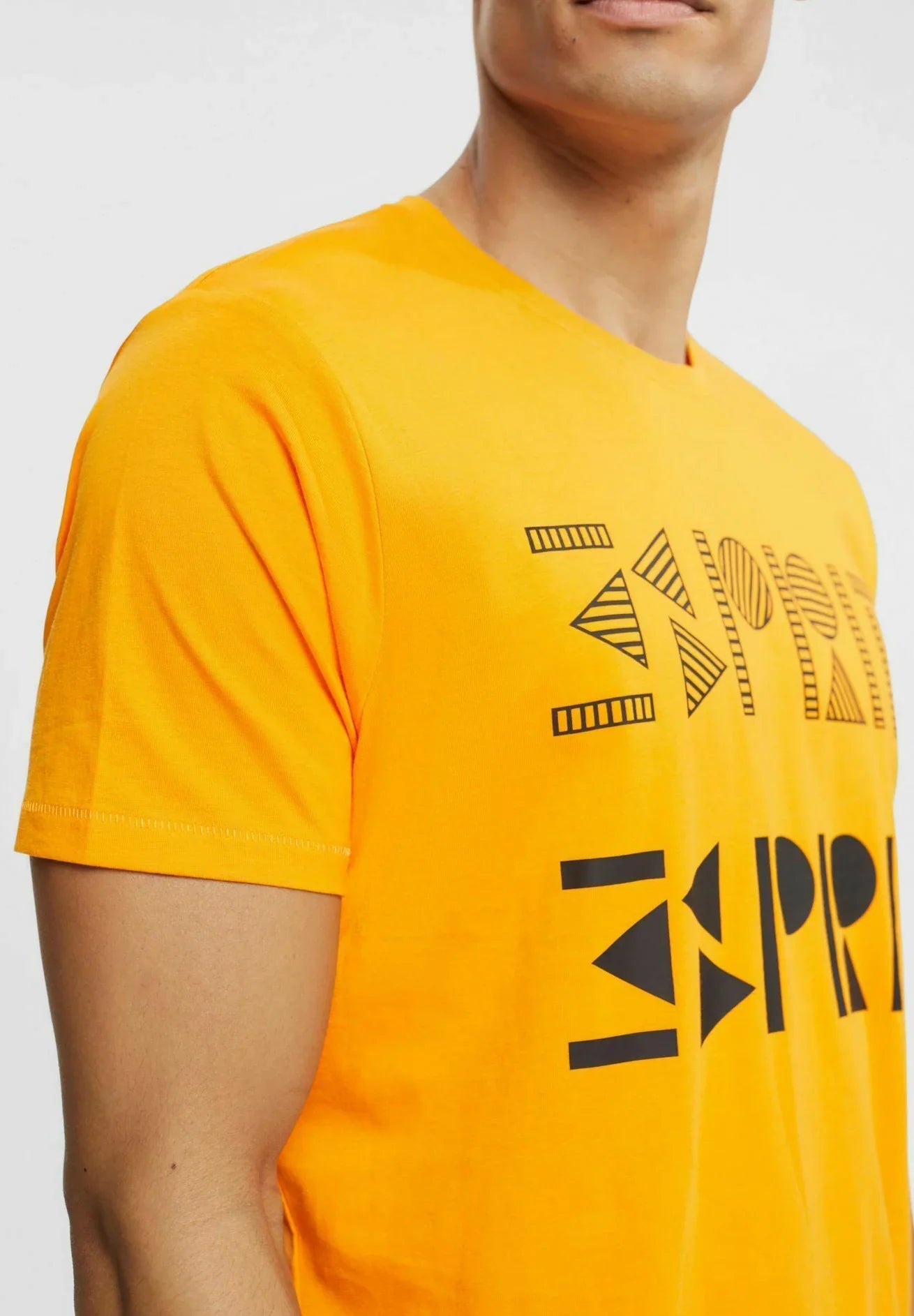 ESPRIT-MIT LOGO-PRINT T-SHIRT | ORANGE