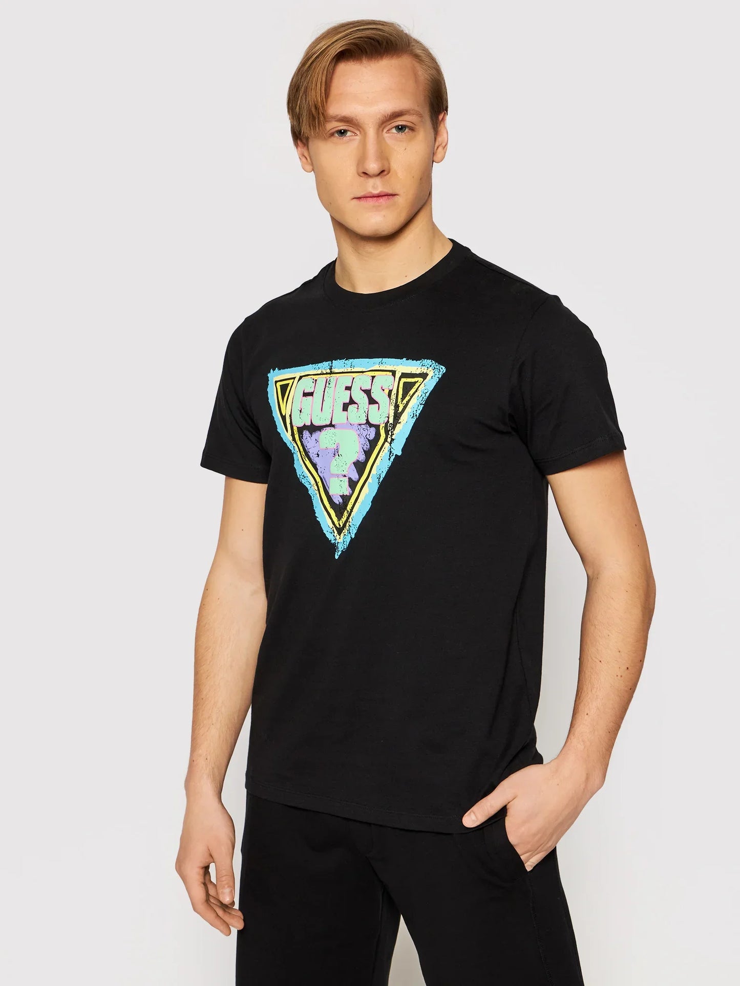 GUESS-REGULAR FIT-ROUND NECK-LOGO | BLACK