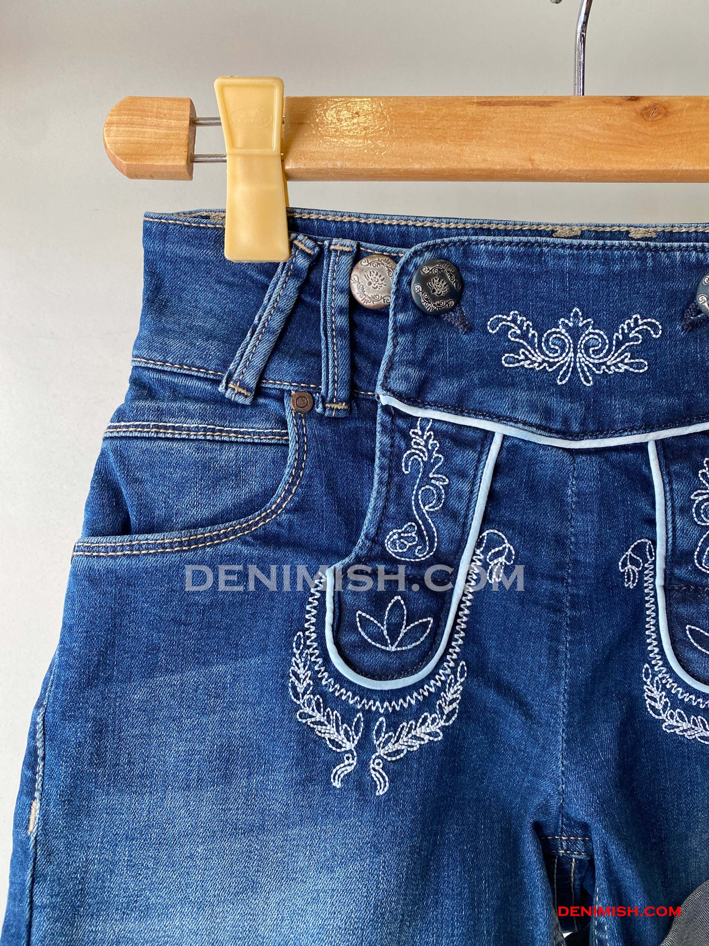 Women's Embroidered Denim Short,Dark Blue