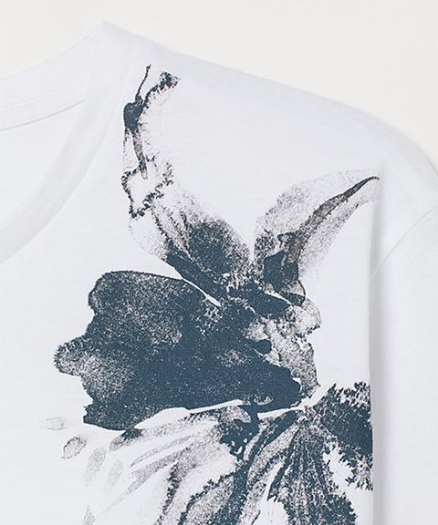 H&M-PRINTED T-SHIRT-MEN FLOWERS | WHITE